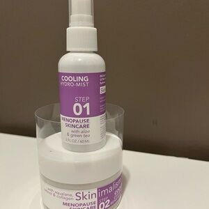 Cooling Hydro-Mist with Aloe & Green Tea